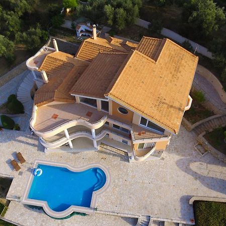 אליקאנאס Pyrgos Zante Suites מראה חיצוני תמונה