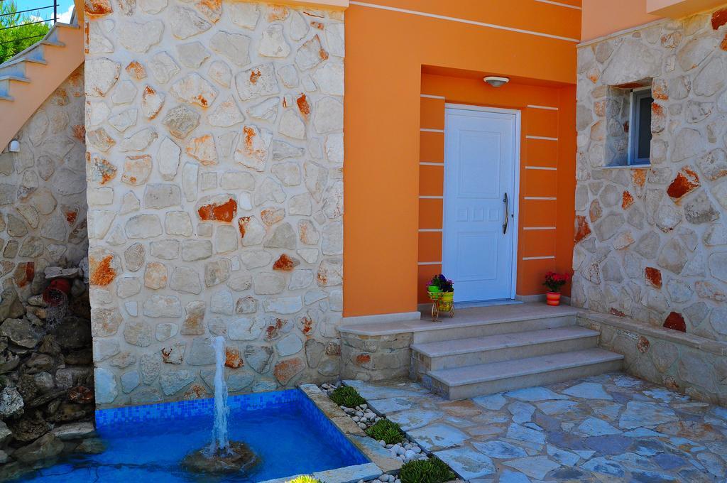 אליקאנאס Pyrgos Zante Suites מראה חיצוני תמונה
