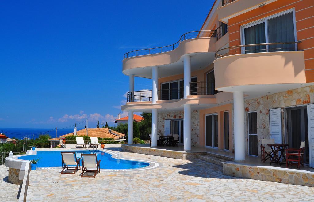 אליקאנאס Pyrgos Zante Suites מראה חיצוני תמונה